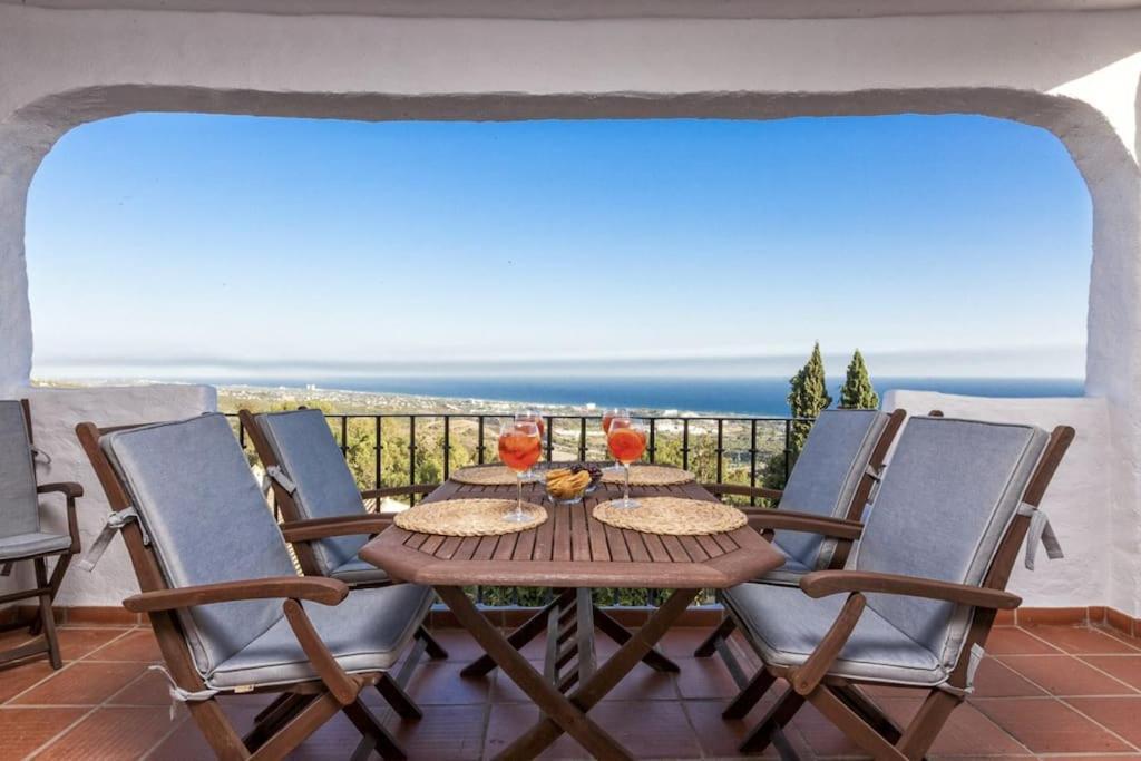 103-penthouse Apartment, Stunning Views, Apartamento Marbella