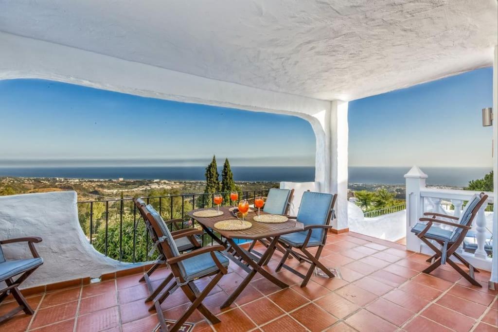 103-penthouse Apartment, Stunning Views, *